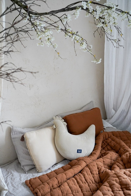 GRANDMA DANA'S HEN PILLOW - VELVET RAFAELLO