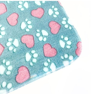 Ultra Soft Blue Pet Blanket – Paw Print Fleece for Dogs & Cats